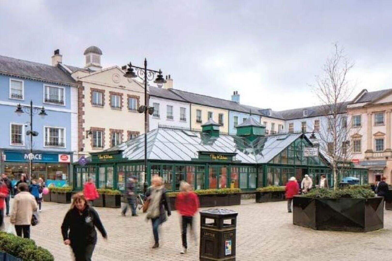 Lisburn & Antrim — local landmark and streetscape