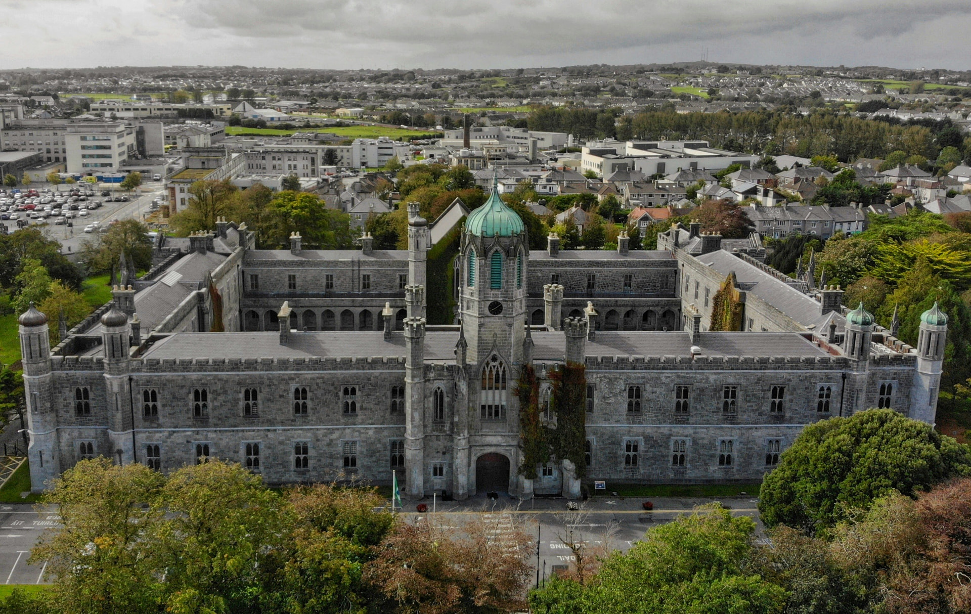 Galway — local landmark and streetscape